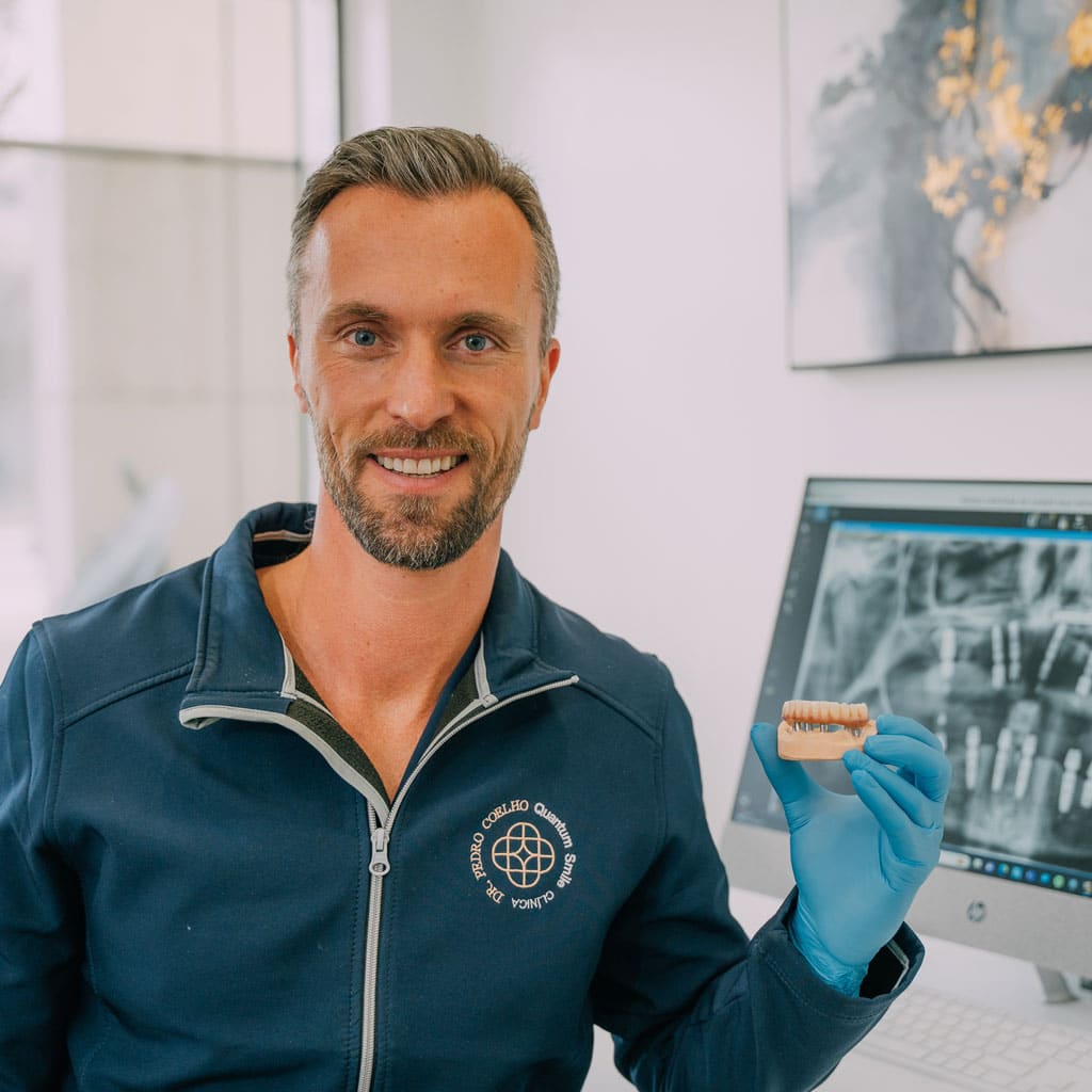 Implantologia oral avançada na Clínica Dr. Pedro Coelho em Oeiras